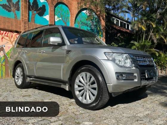 MITSUBISHI PAJERO FULL 3.2 HPE 4X4 16V TURBO INTERCOOLER DIESEL 4P AUTOMÁTICO